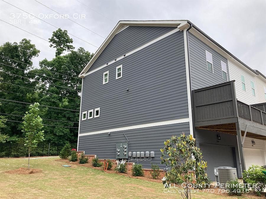 2nd image of 3750 Oxford Cir