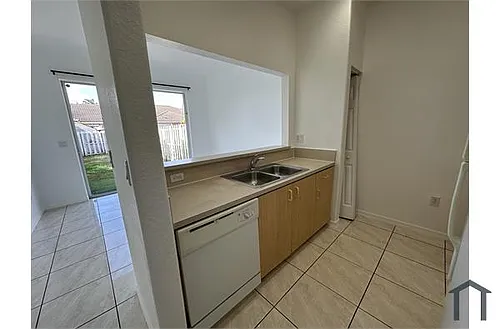 10985 SW 239th Ter Photo 1