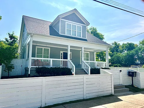 1918 Cephas St Photo 1