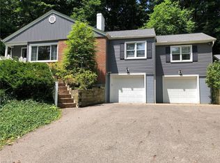 815 Sheridan Rd, Coshocton, OH 43812