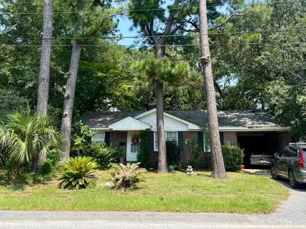 1450 Barbara St, Mount Pleasant, SC 29464