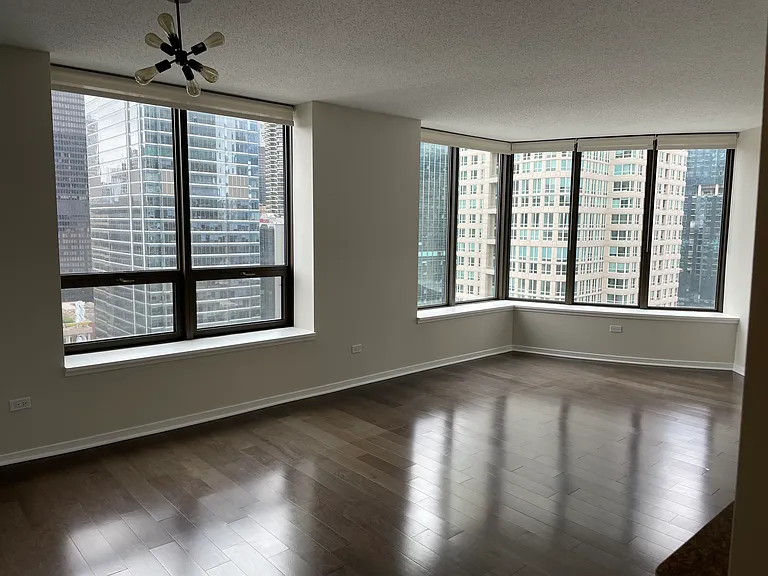400 N Lasalle St #2304 — Photo 10