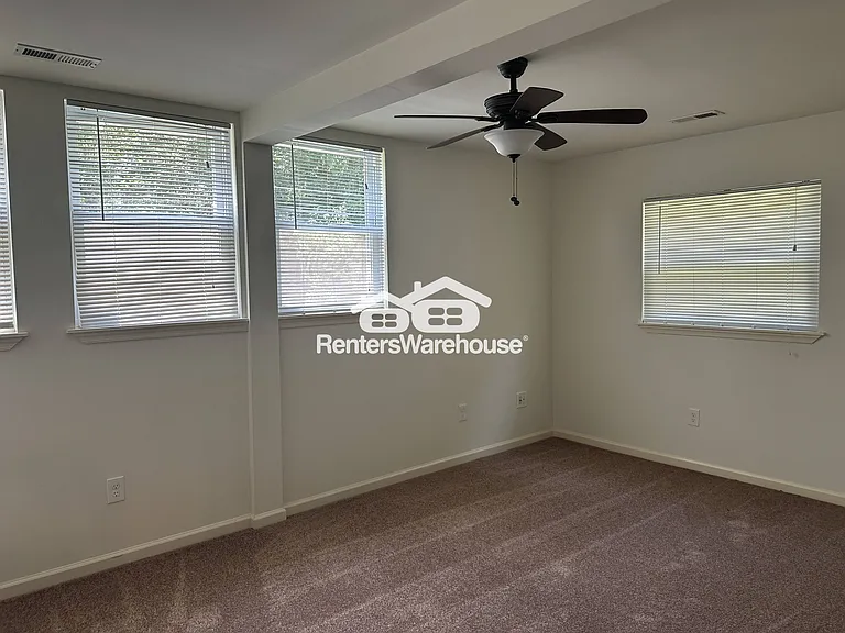 17825 Falls Rd — Photo 20