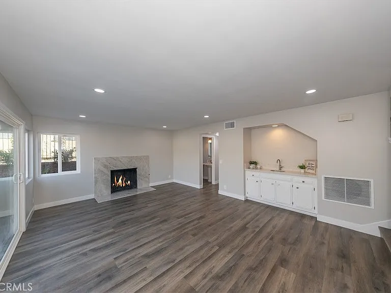 980 S Loyola Dr — Photo 13
