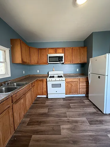 18 Newark St #1 Photo 1