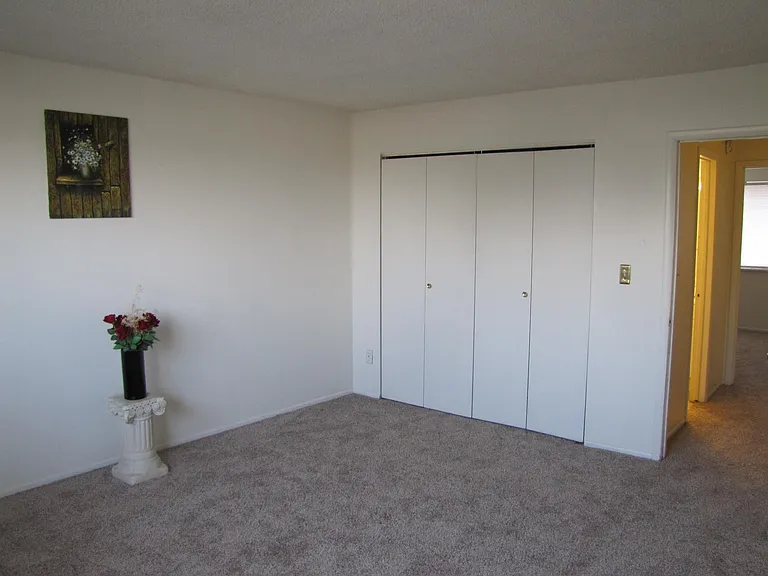 7909 York St #B — Photo 17