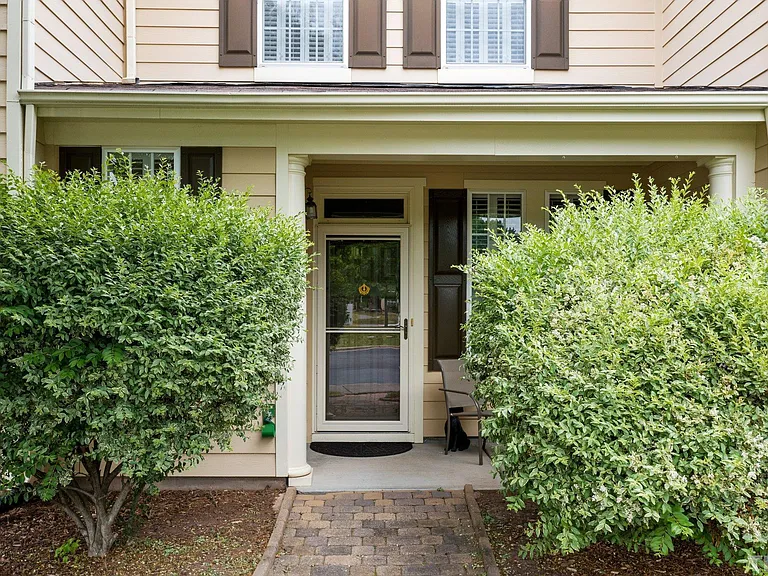 236 Duck Mill Cir — Photo 3