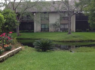 8012 Hollyridge Rd, Jacksonville, FL 32256