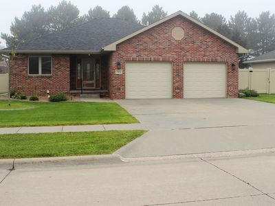 704 W 46th St, Kearney, NE, 68845