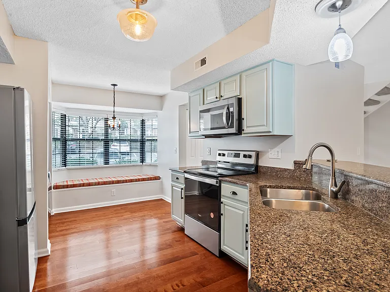 7630 Falcon Rest Cir — Photo 12