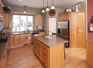 11800 Singletree Ln STE 401, Eden Prairie, MN 55344
