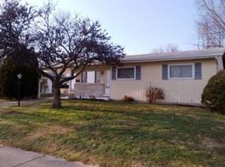 1185 Randell Ct, Florissant, MO