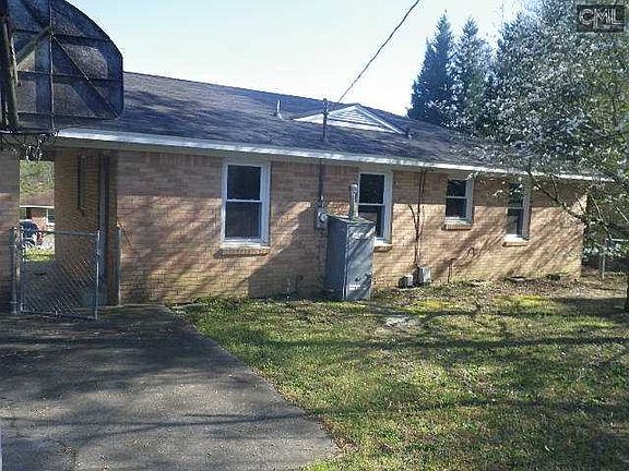 2nd image of 2125 Woodfield Dr
