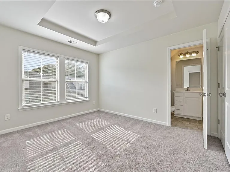 3798 Hidden Valley Cir — Photo 13