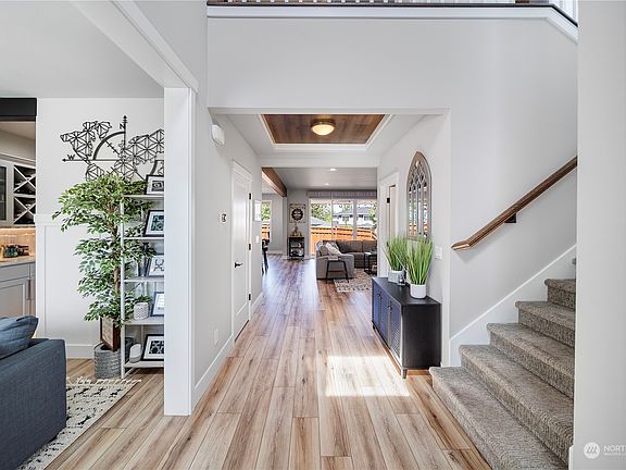 5th image of 18413 134th Street E