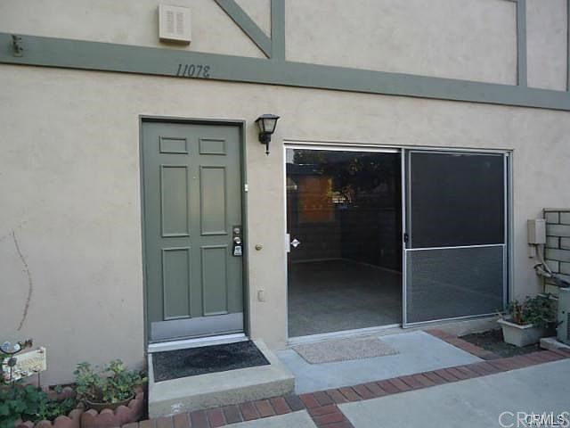 1st image of 1107 W Francis St APT E