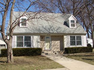 850 Douglas St, Morris, IL 60450