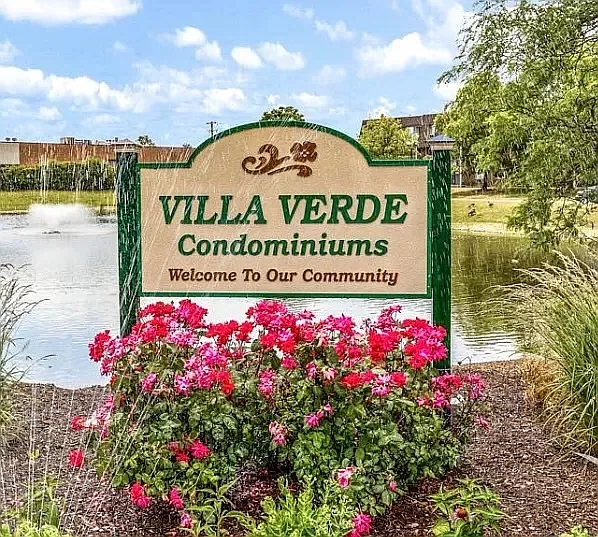 2 Villa Verde Dr — Photo 1