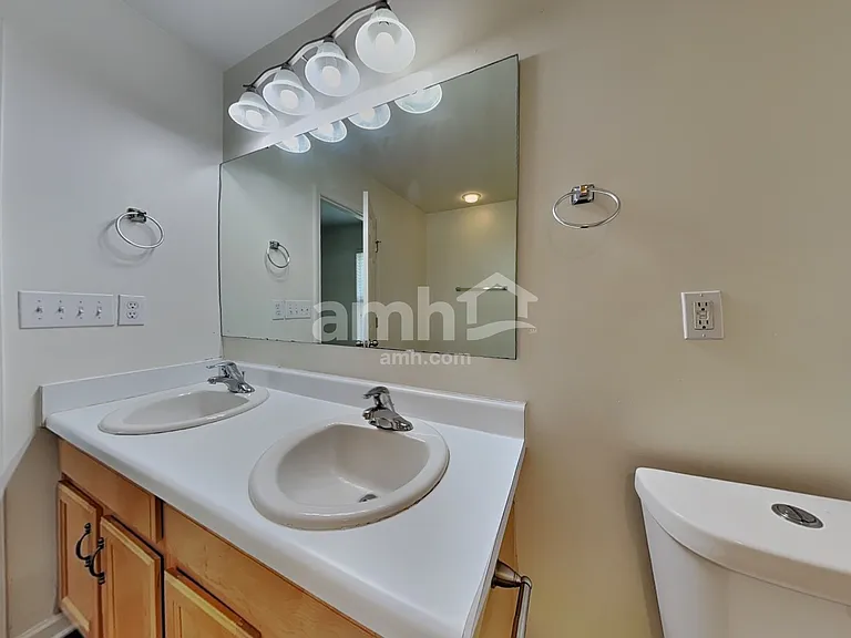 5149 Liberty Hall Cir — Photo 14