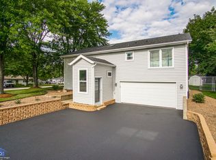 148 Pleasant St, New Lenox, IL 60451