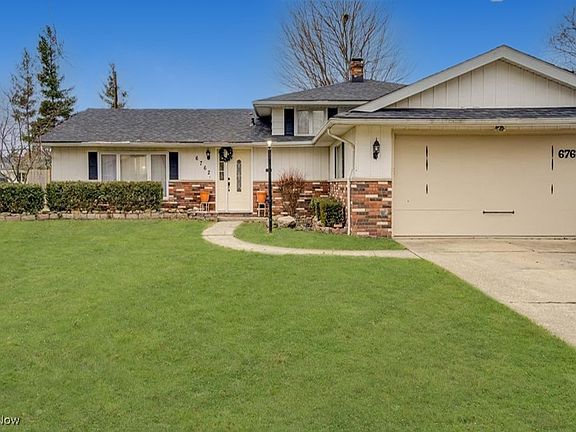 2nd image of 6762 Anthony Ln