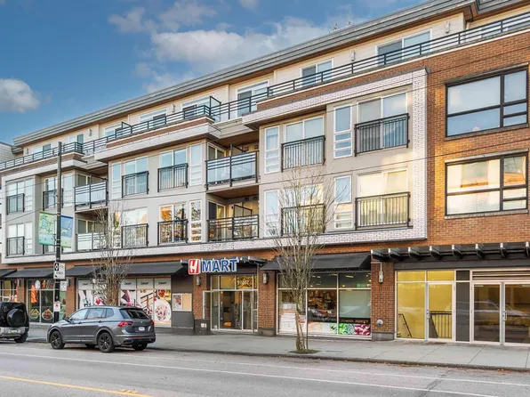 5555 Dunbar St #206, Vancouver, BC V6N 1W5