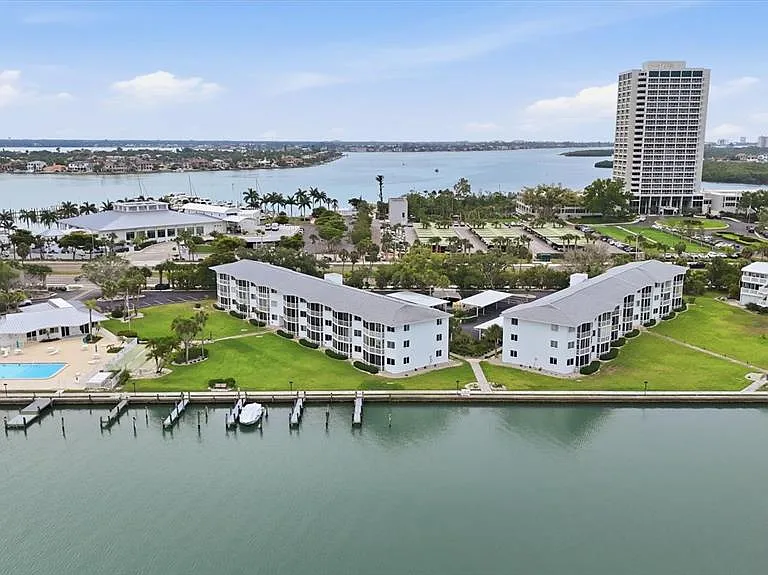 769 John Ringling Blvd #4 — Photo 35