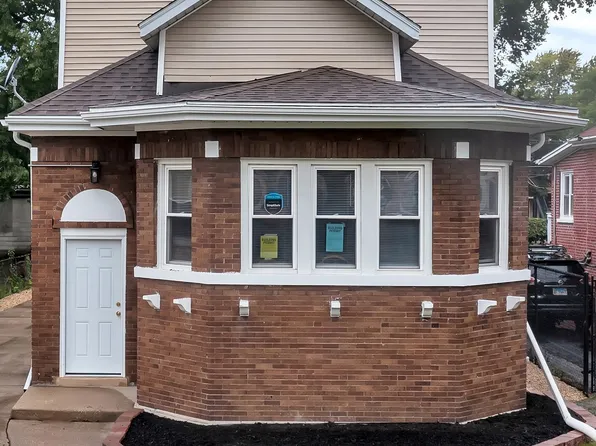 2114 S 4th Ave, Maywood, IL 60153