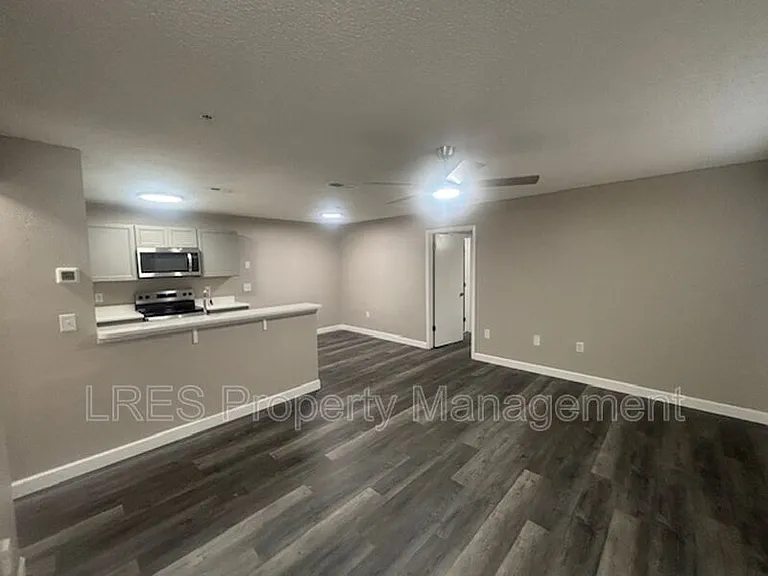 958 Salt Pond Pl #103 — Photo 6