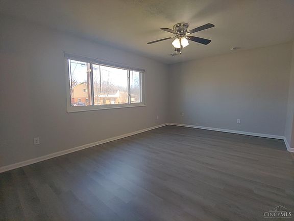 5th image of 5623 Foxglove Ln