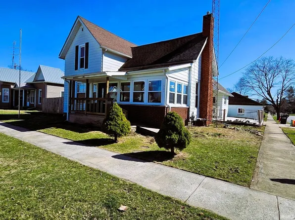 501 E 4th St, Brookston, IN 47923