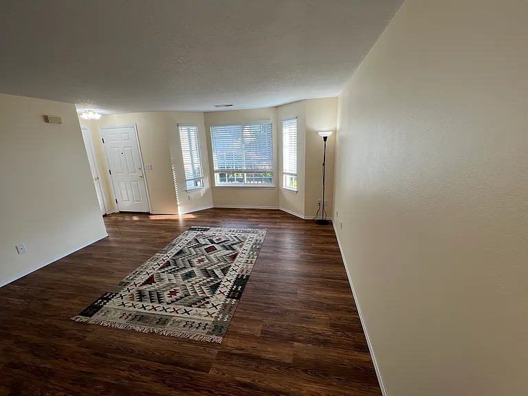 15705 NE Hickory St — Photo 9