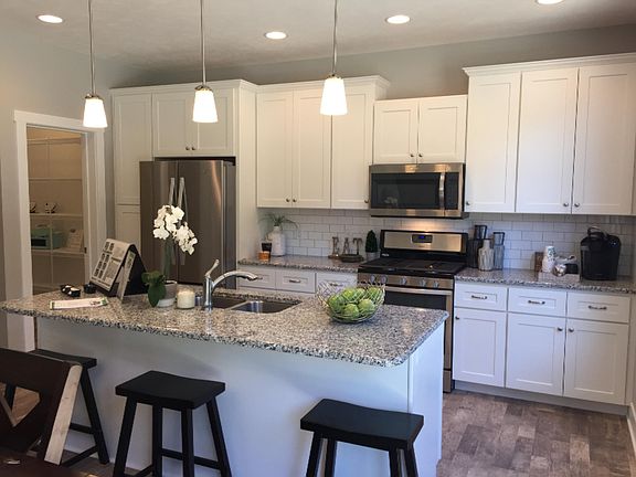 4th image of 6510 Silverton Dr