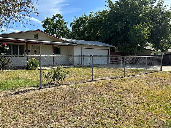 3rd image of 530 E 11th Street