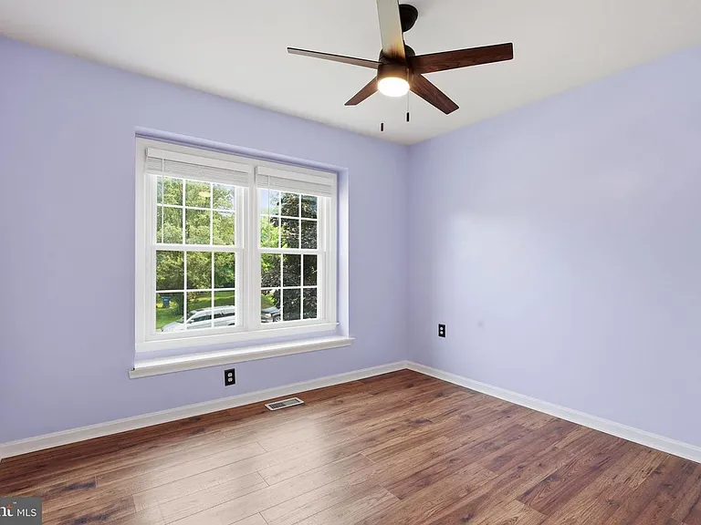 7690 Green Garland Dr — Photo 9