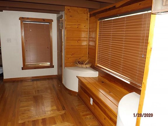 Hallway, first floor