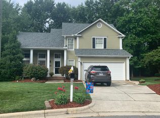 8832 Kirkstall Ct, Raleigh, NC 27615