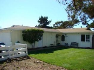 3005 King Cir, Marina, CA 93933