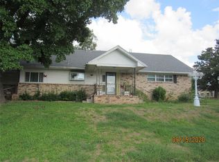 1131 W Morgan St, Denison, TX 75020