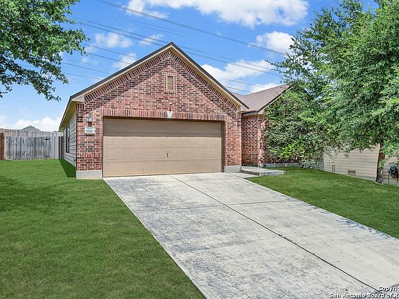 2nd image of 10912 ALMOND WOOD