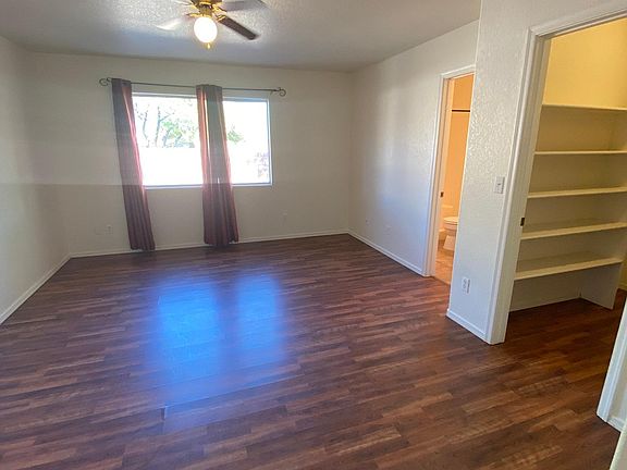 5th image of 2950 N River Creek Pl