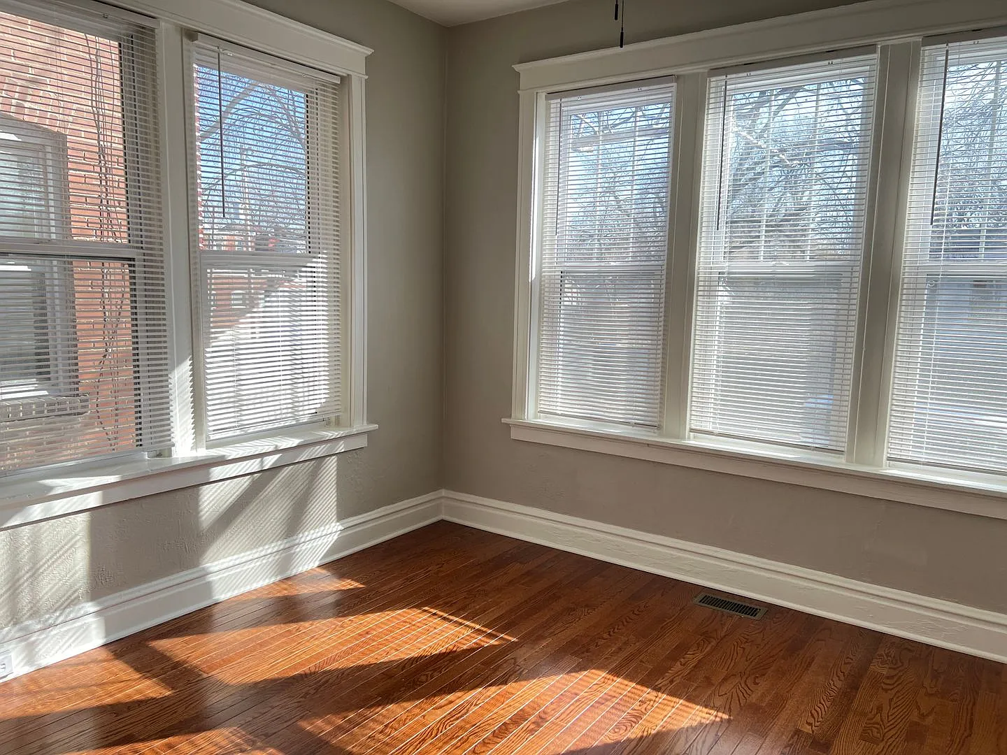 Newly Updated Two-Bedroom in Tower Grove South — Photo 2