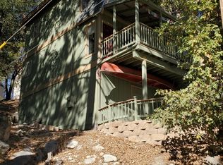 33022 Upper Boulder Rd, Arrowbear Lake, CA 92382