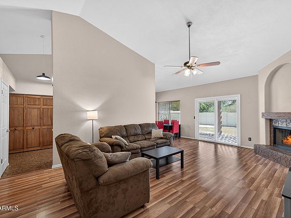 4th image of 4437 W TOPEKA Drive