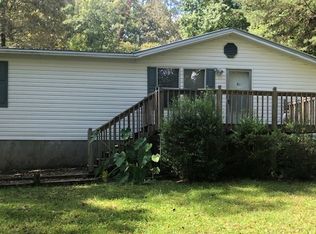 17 Lora Ln, Warne, NC 28909