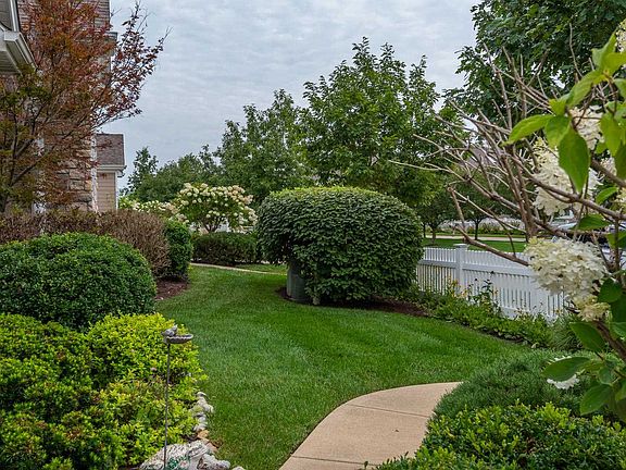 3rd image of 2040 S Ramsey Dr
