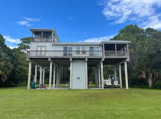2612 Us Highway 98, Lanark Village, FL 32323