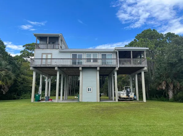 2612 Us Highway 98, Lanark Village, FL 32323