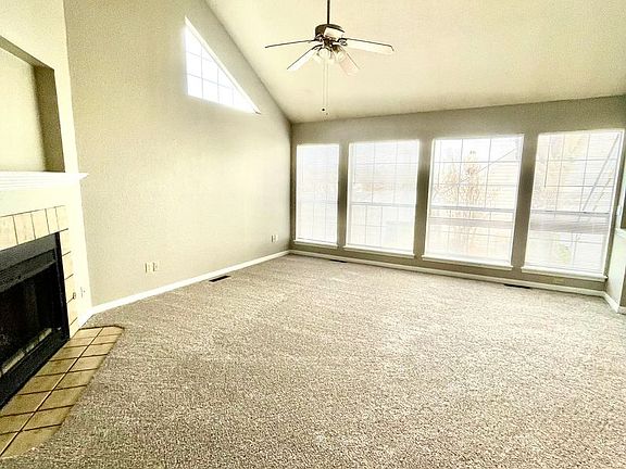 2nd image of 1338 E 58th St #95