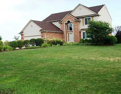9021 N Pheasant Ridge Ln photo 1
